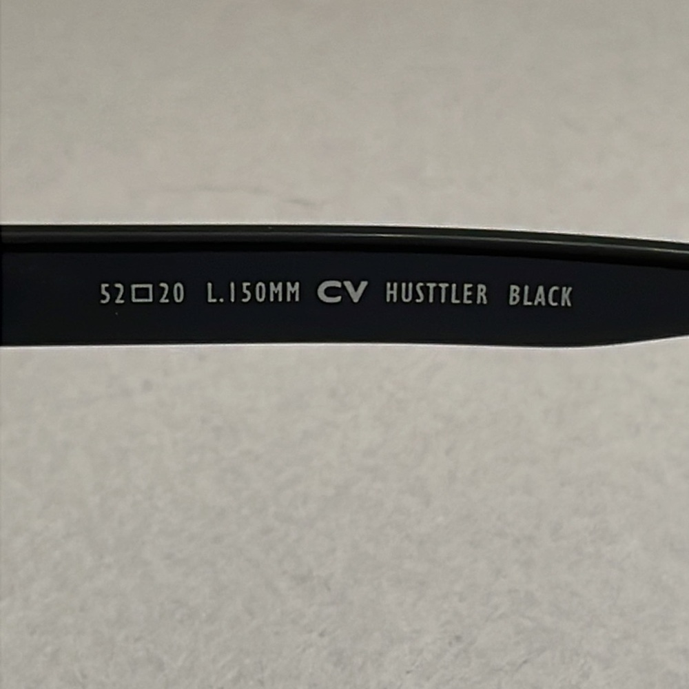 NEW Steve Madden Sunglasses - Picture 6 of 8